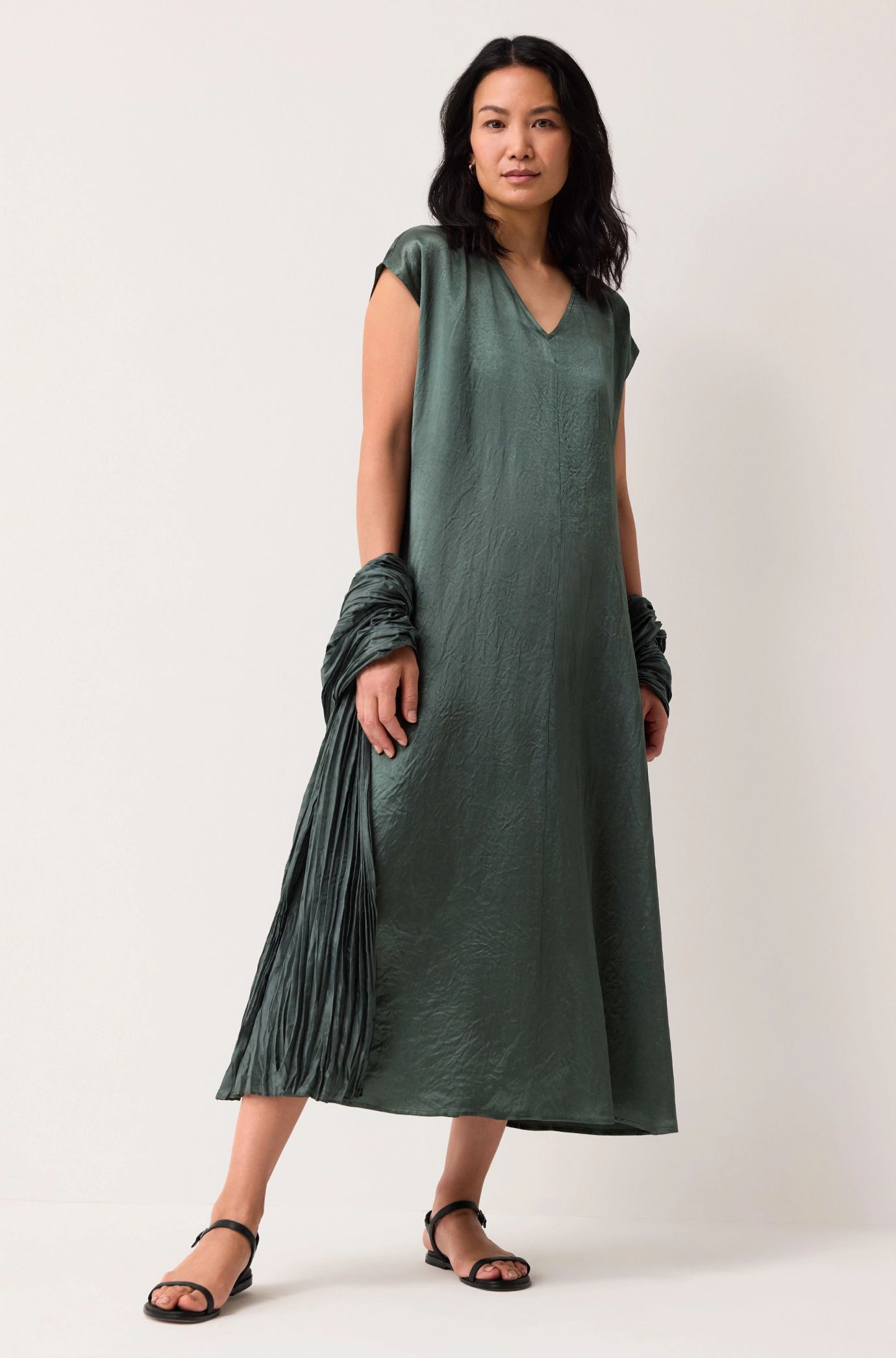 Textured Satin V Neck Dress Textured Satin V Neck Dress