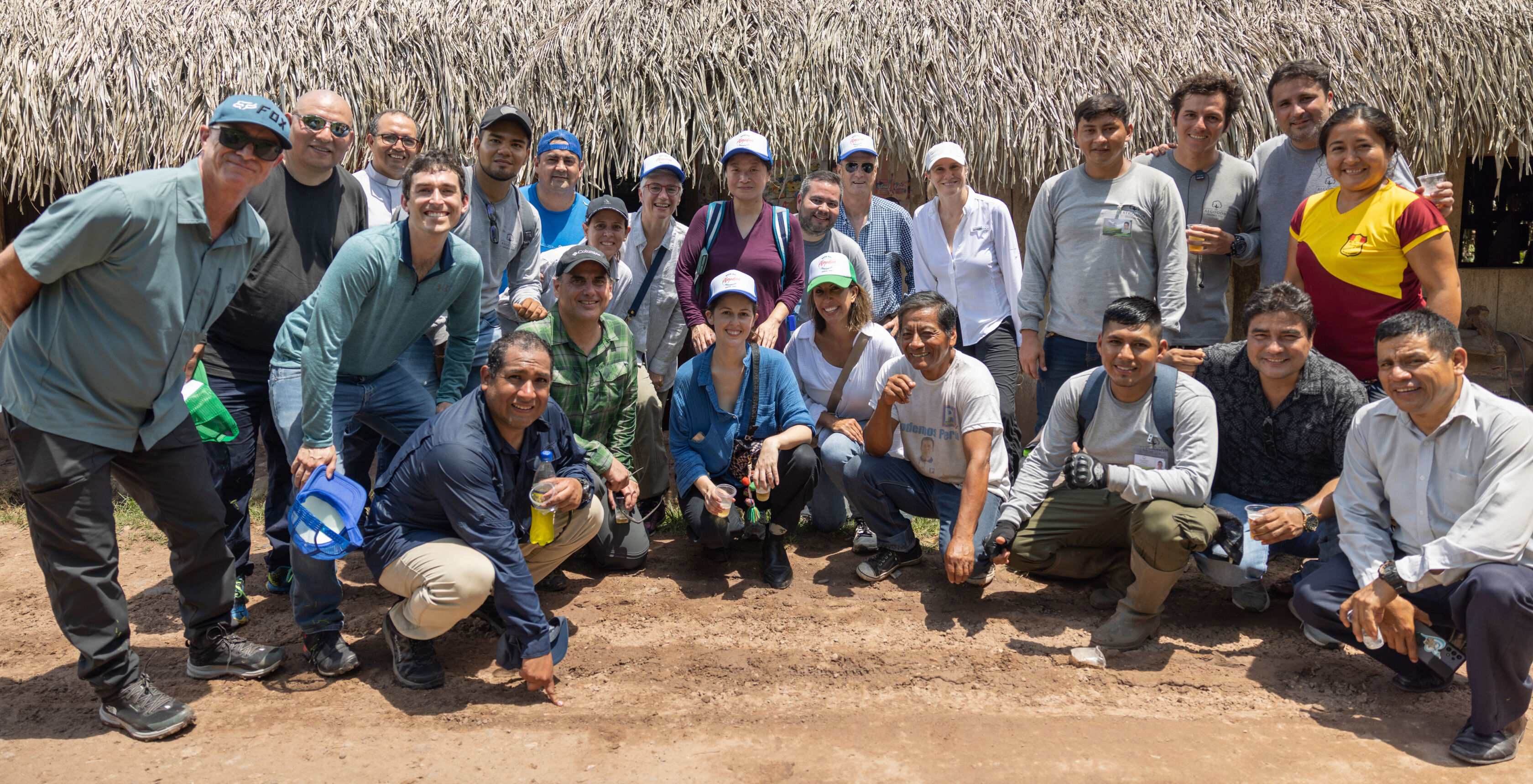 EILEEN FISHER supply chain team and key partners in Peru. EILEEN FISHER supply chain team and key partners in Peru.