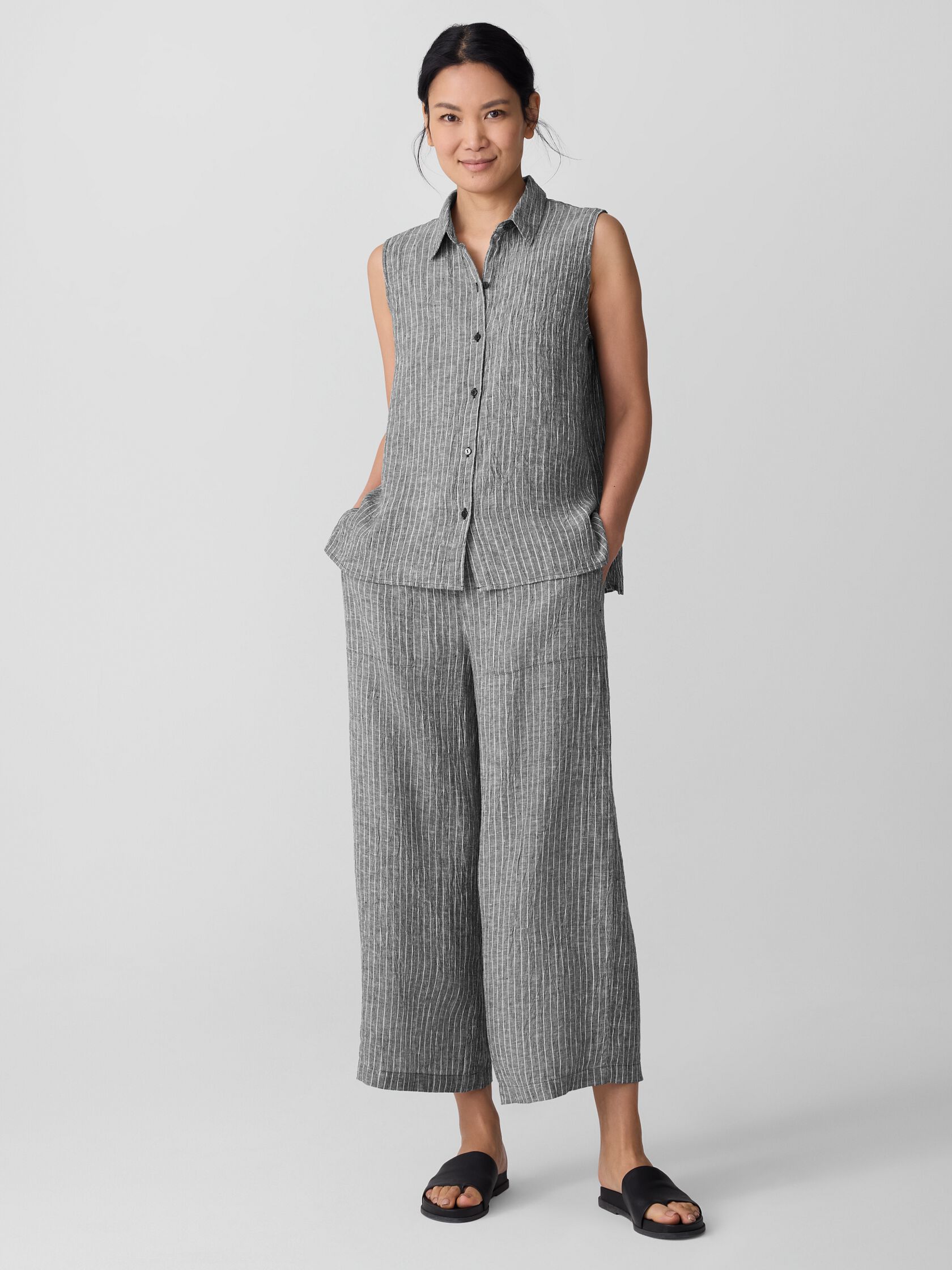 Puckered Organic Linen Sleeveless Shirt