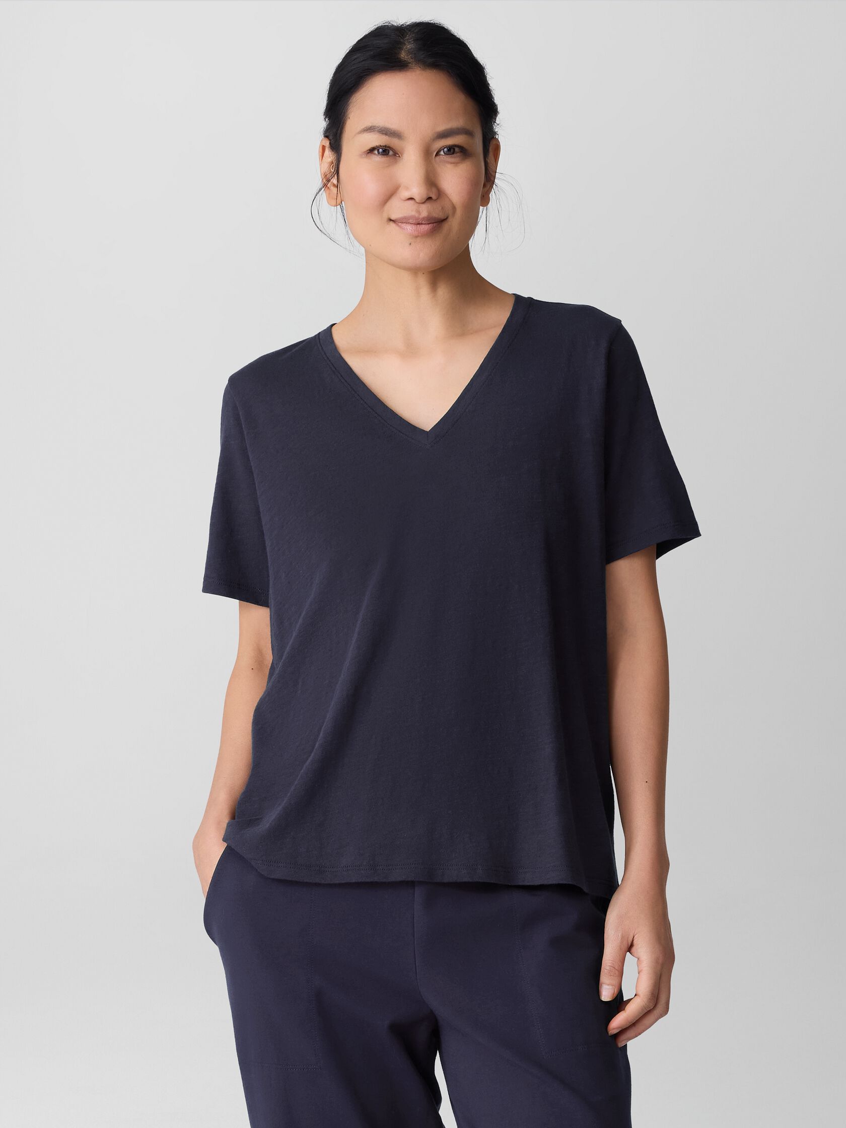 Organic Cotton Slubby Jersey V-Neck Tee