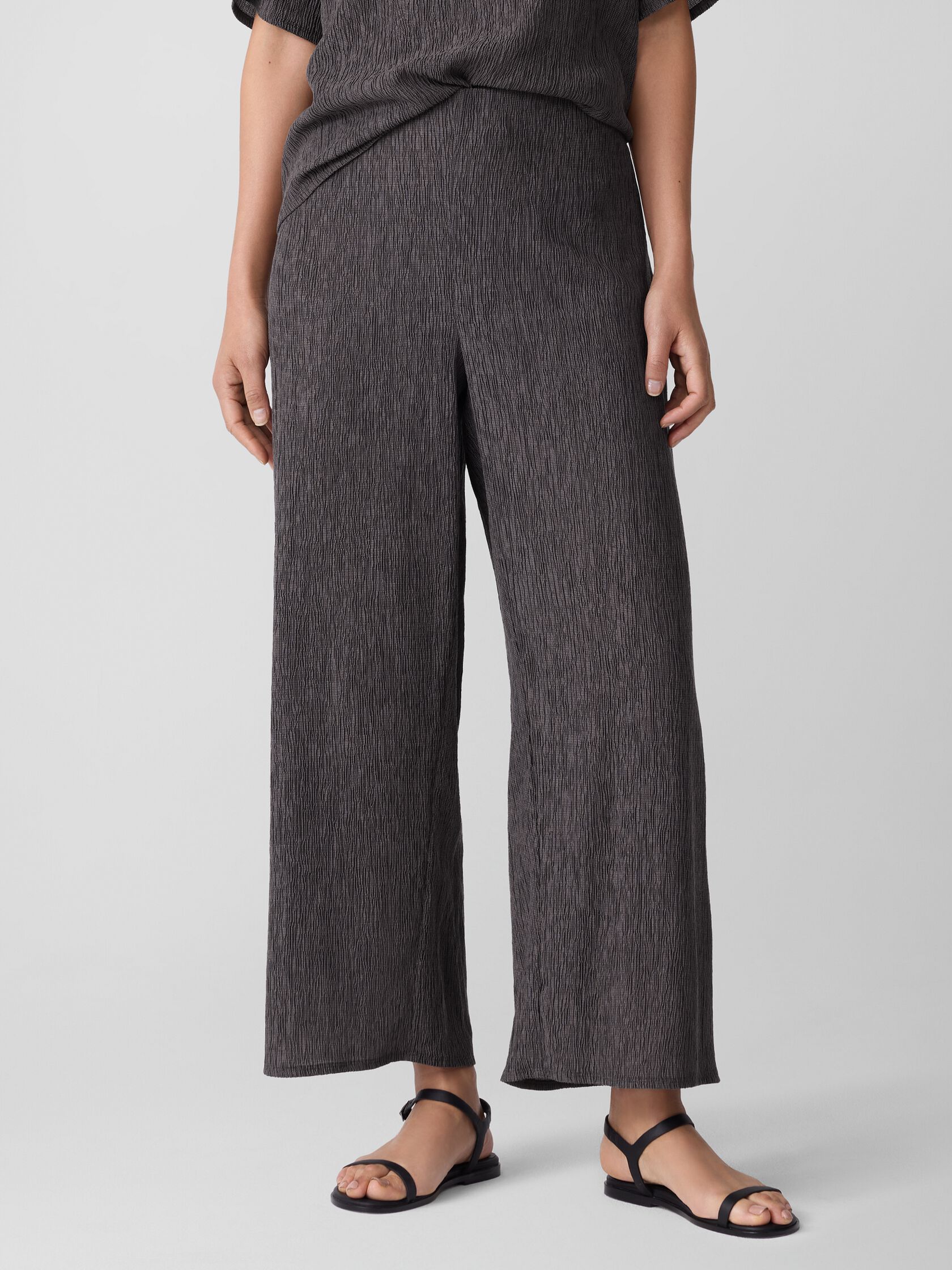 Woven Plissé Wide-Leg Pant
