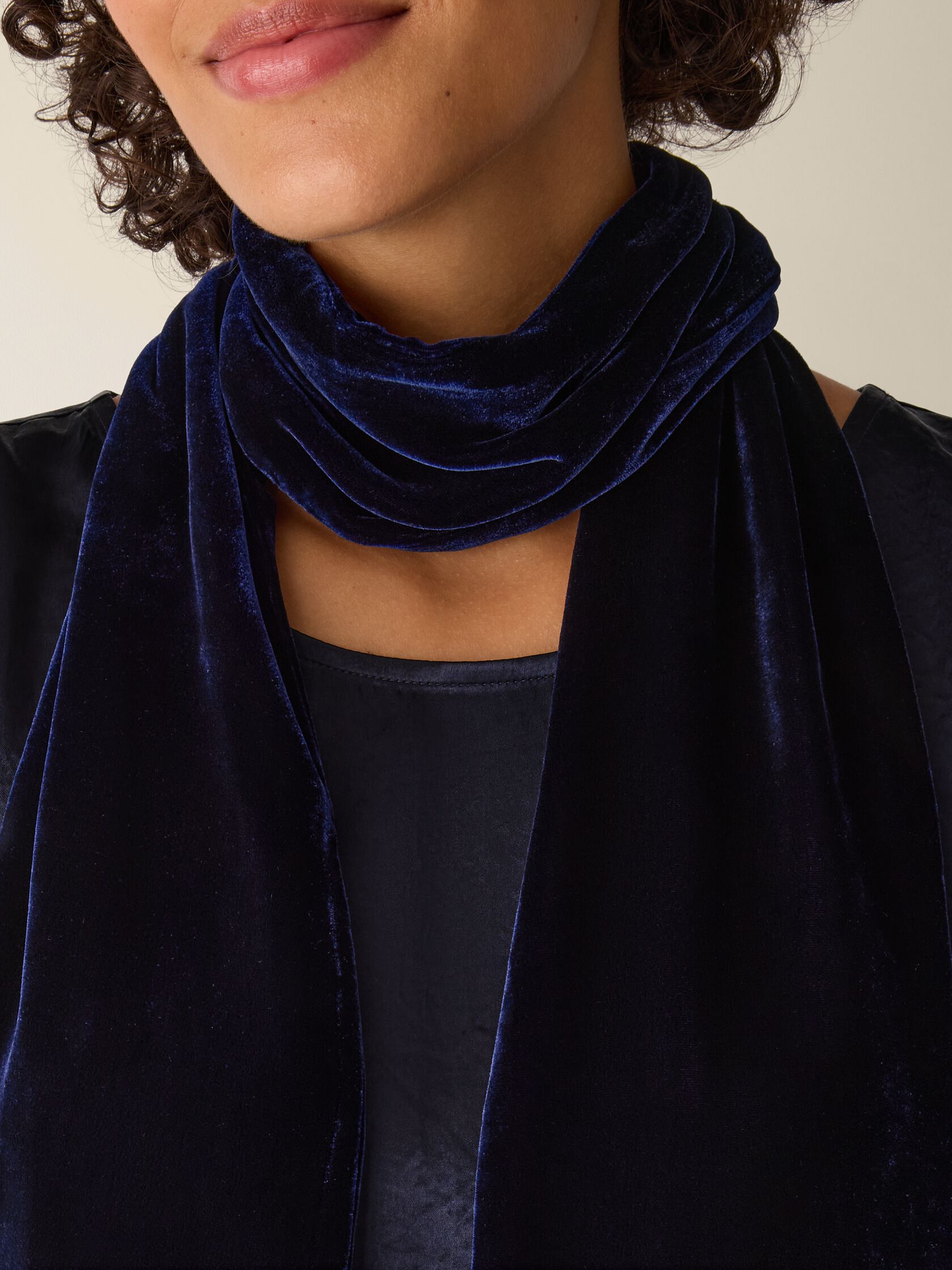Velvet Double Tie Scarf