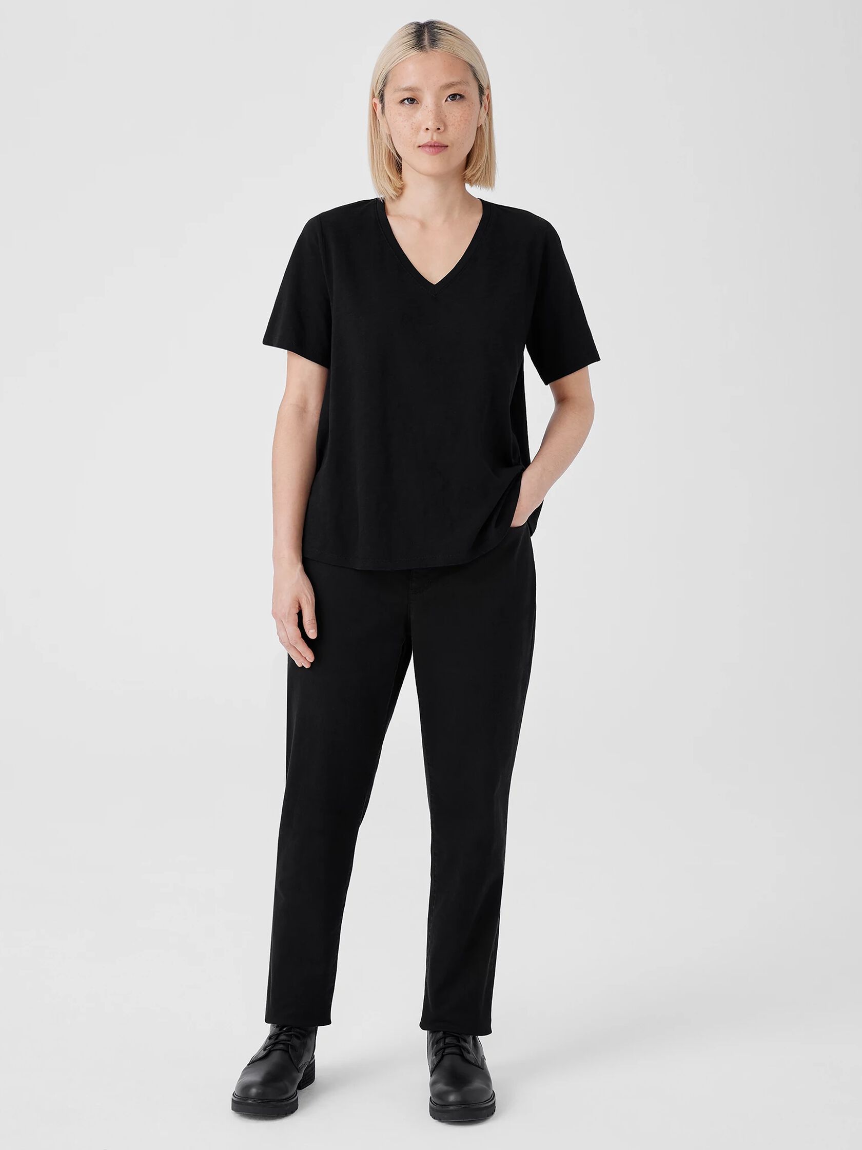 Organic Cotton Slubby Jersey V-Neck Tee