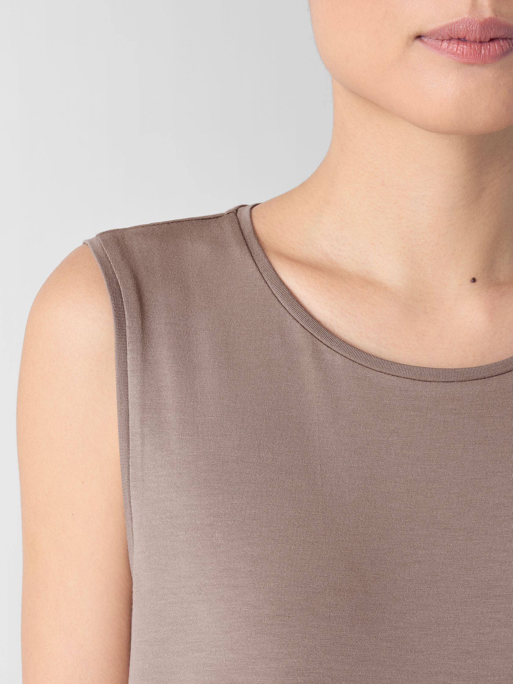 Stretch Jersey Knit Round Neck Dress