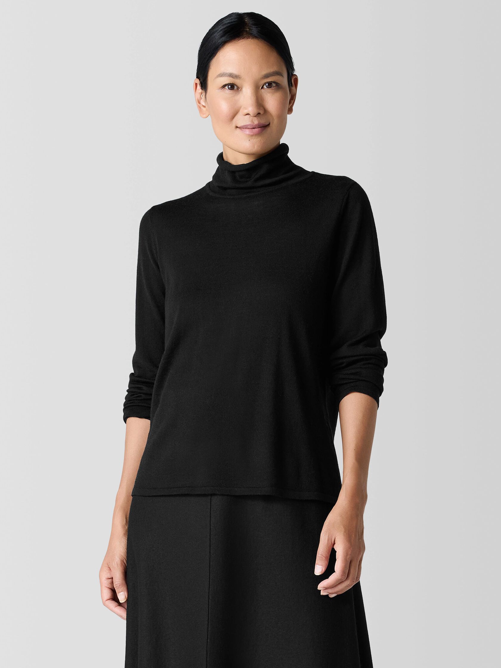 Fine Merino Turtleneck Top in Regenerative Wool