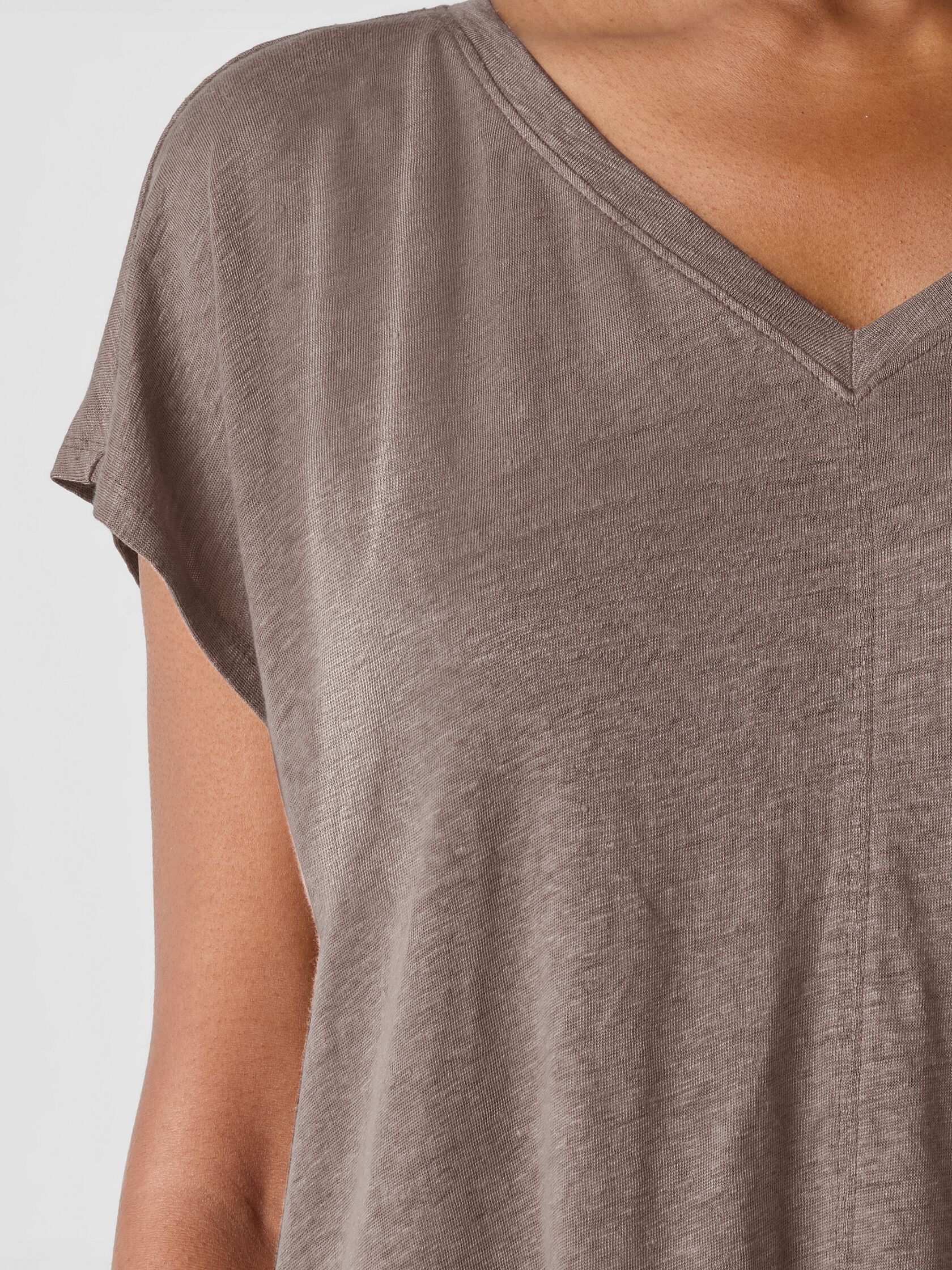 Organic Linen Jersey V-Neck Tee