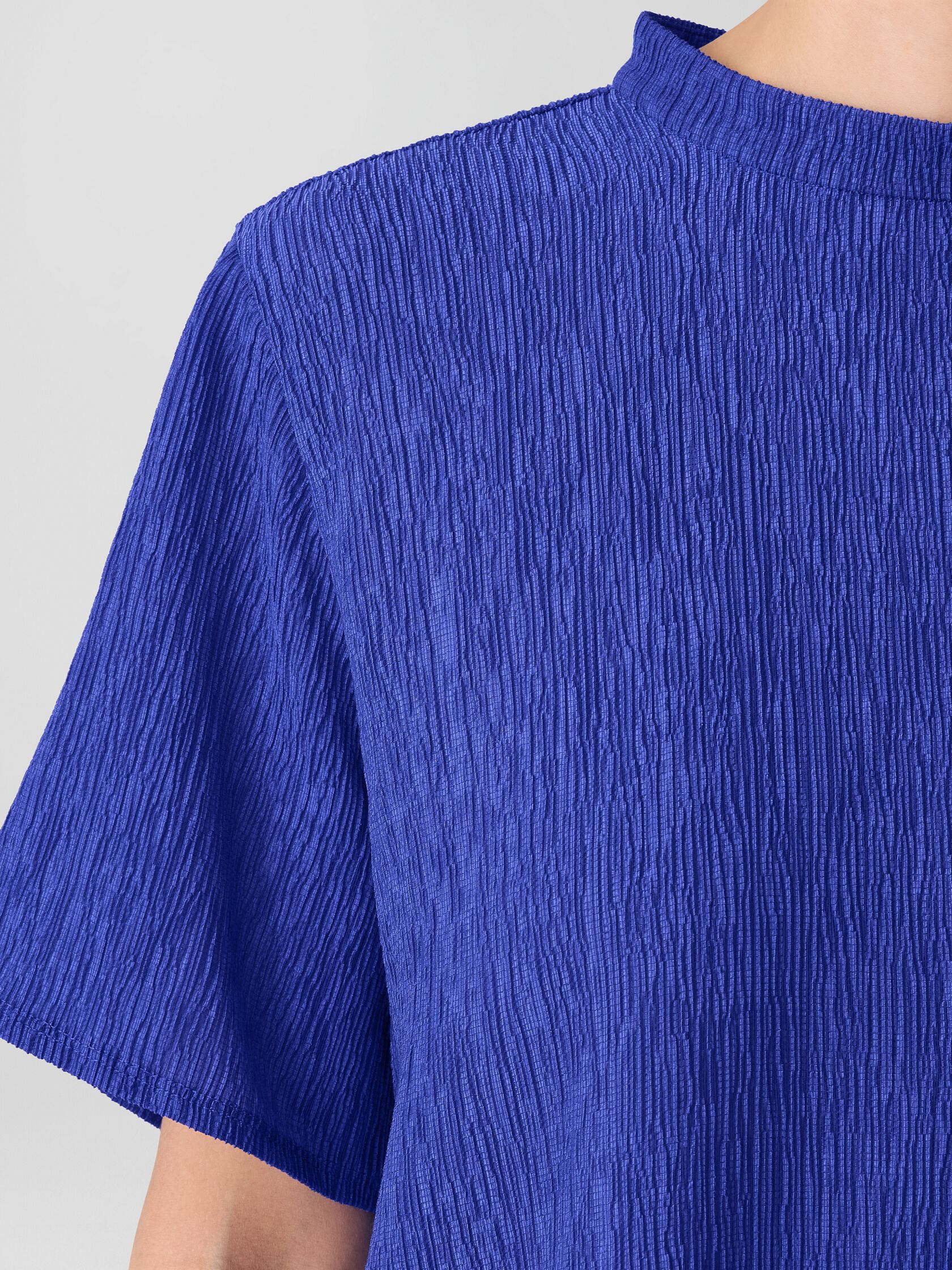 Woven Plissé Mock Neck Top